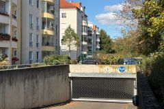 13Einfahrt-Tiefgarage