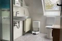 16-Duschbad-OG-nicht-dasselbe-Bild-wie-Expose