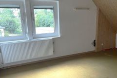 28-Grosses-Schlafzimmer-OG