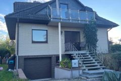 2Aussenansicht-Eingang