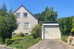 2Haus-mit-Garage