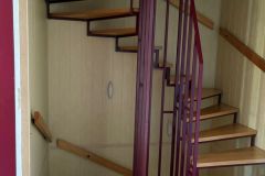 25Treppe-ins-DG