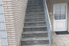 24Treppe-zum-OG